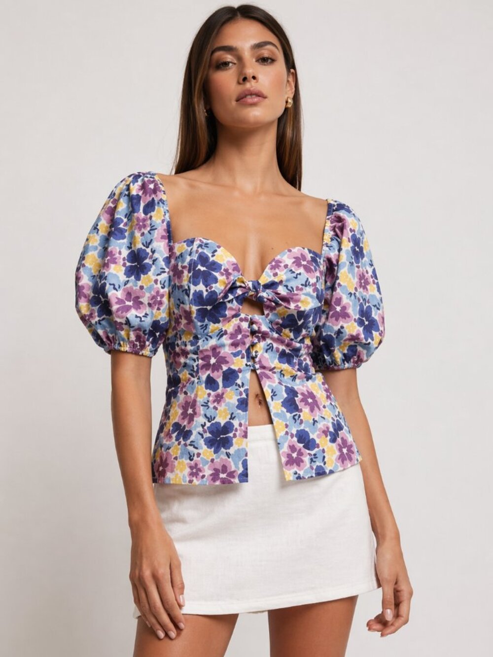 SOFIA THE LABEL GG TIE FRONT TOP - Violet Blue Floral